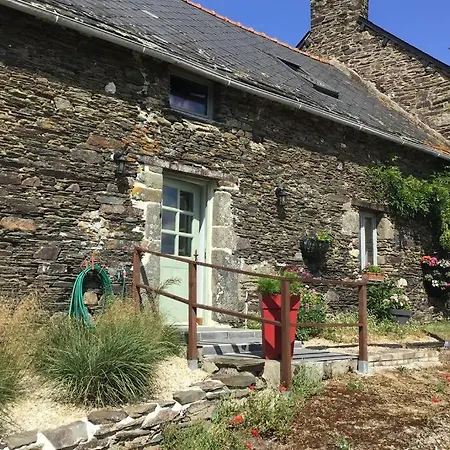 Villa Les Ecuries Is A Modern Renovated Barn à Laniscat Extérieur photo