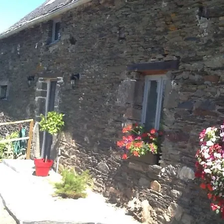 Villa Les Ecuries Is A Modern Renovated Barn à Laniscat Extérieur photo